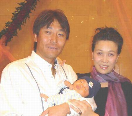 ��Ӣ�������ϼ�鼰����ȫ����ɶ ��Ӣ�Ϲ���˭���Ҽ�����������