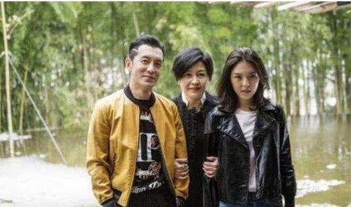 ��ӽ����һ�Ҷ������� ��ӽ�����������������������֤ʵ��ҥ��