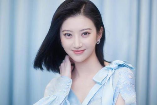 景甜真实父母资料为何离婚 景甜爸爸是干嘛的母亲魏晓娟个人资料