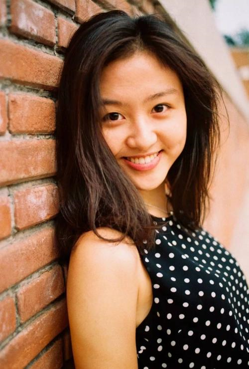 一站到底哈佛女孩丰莉婷多少岁个人资料三围胸围照片父母做什么的