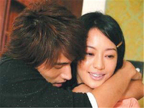 �Գ����ӱΪʲô������һ����� �Գ��񰮹���ӱ��ʲô��ϵ����