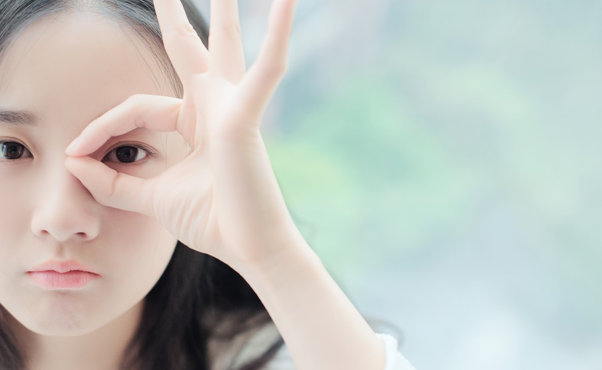 Ů���μ��Լ������ݵ��˺ü���ʲô���� �ĸ�������ĸ ��ĺ�׼