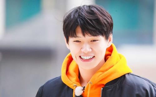 κ��ѫ�Ҳ��ж��ٰ����Ǹ�ʲô�� �����ر���Ǯ������18�ҹ�˾