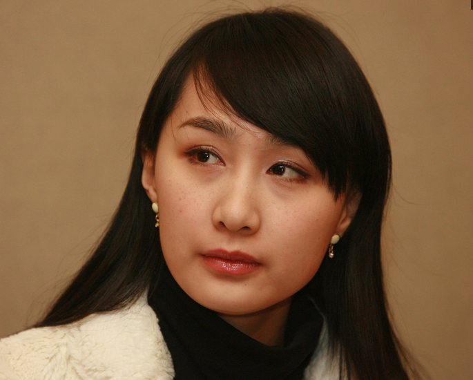 翟煦飞雷佳音结婚照曝光 揭翟煦飞雷佳音恋爱过程怎么没娶佟丽娅