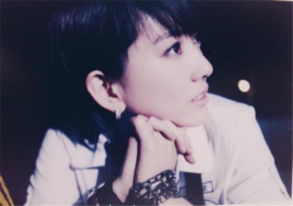 ����Ϊʲô��������Ȧ��ô���� ����Ϊʲô��les�Ļ�ӭ��ô������