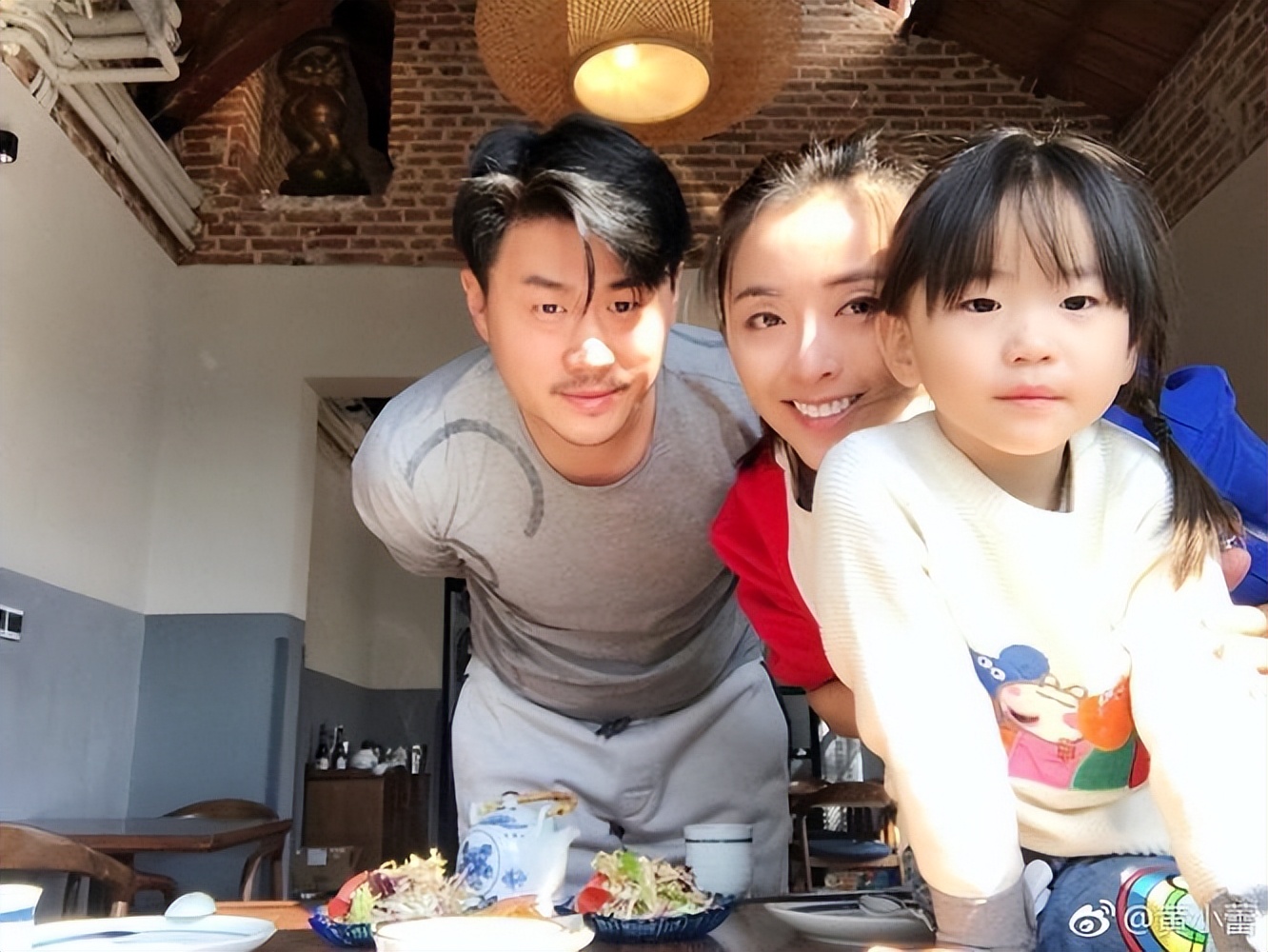 ���˼޻�� ���˼��ϰ� 11���˽㱳����ɷ� һ����һ���Ҹ�