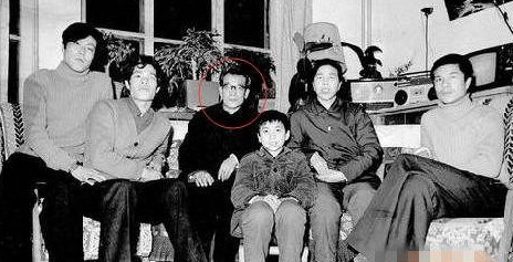 Ԭ��Ϊʲô˵���о����ٻ� ���о���������ô���ҵĸ���үү��˭