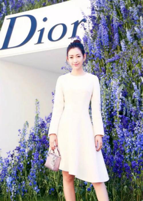 �����ж����ͼƬ Ϊʲô���������ű��� �����鱨������ɧ��߶�