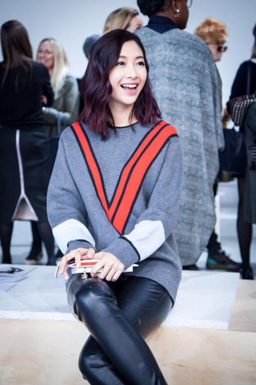 �����ж����ͼƬ Ϊʲô���������ű��� �����鱨������ɧ��߶�