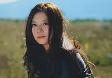 ��ޱ����װ�¼���ô���� ��ޱ�ݳ��ᱻ�÷౳�����Ļ��������