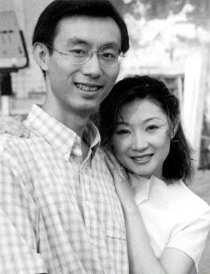 �ż����м������ӵ�һ�����ŶŬB������Ƭ �ż��������������˭