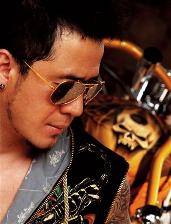 杨坤老婆白雪个人简历资料现状 杨坤前女友白雪怎么死的是真的吗