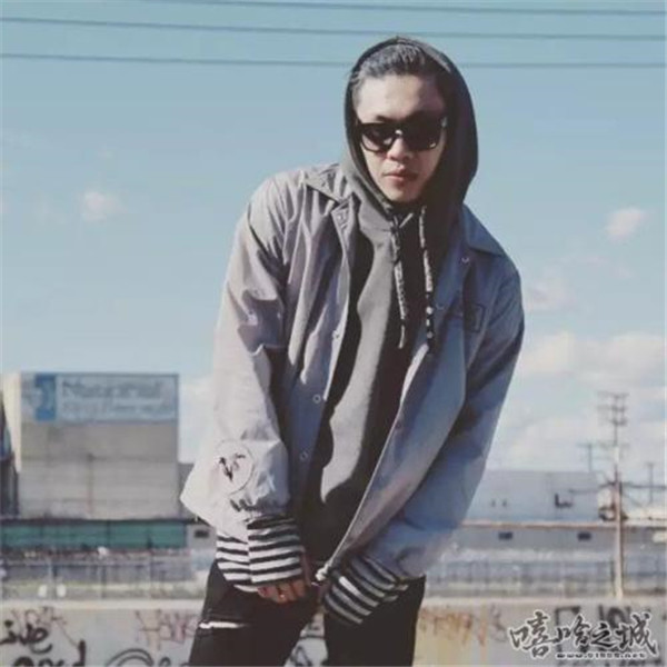 ����껺�Ҷ�����Ĺ�ϵ�������� �����Ů������˭�����ӫh������