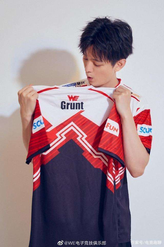 ���ӷ��������ϳ������ڼ������� ���ӷ�����WEս�Ӵ�ʲôλ��