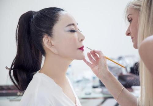 ���������С����˭������������Ϲ�������ɺ�̺����ˤ���߹���