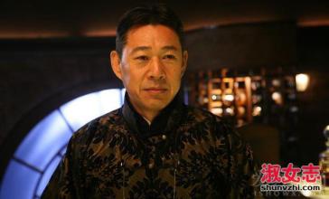 网传张丰毅小儿子被狗咬得了狂犬病是真的吗 张丰毅有几个儿子