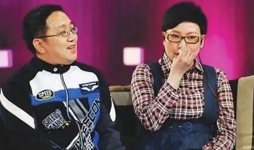 ��Ա����м��λ�����һ��������˭ Ѿ���;�Ž�����������