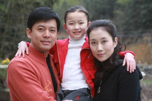 ����ɸ������ϼ��Ϲ���˭��ʲô�� ������Ϲ�����Զ��������