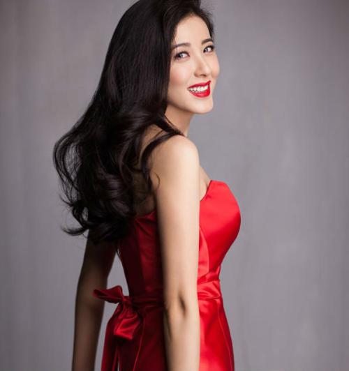 曾黎为什么不红男人装全裸出镜喷血诱人图大全 曾黎现任老公吴军