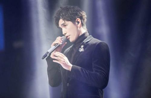 ���Ƹ��ǻ�Ѫ��������ʲô�������� ���Ƹ½������������˭