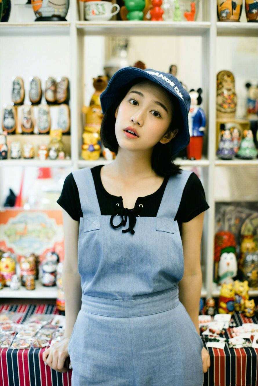 严莉莉长大后照片居然认不出 《巴啦啦小魔仙》严莉莉扮演者现状