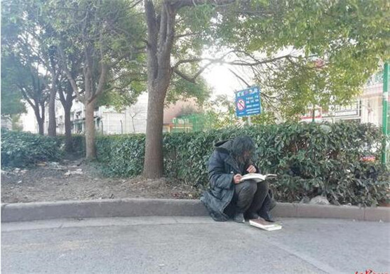 ����������������Ρ��ʵ���ݱ������� ���˴�ʦΪ�������м�����