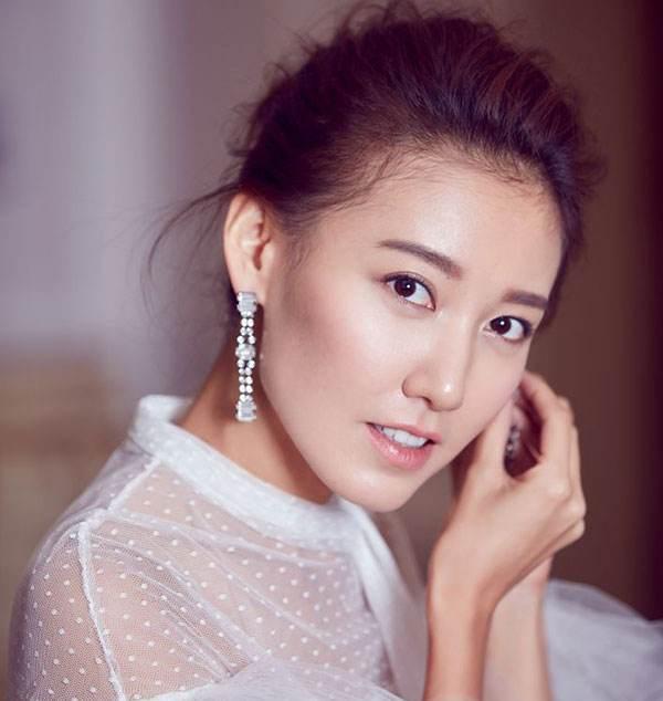 ����ͦ�á���¶�Ϲ���Ƭ�ع����ݾ��� ��¶�������ϻ���״�����