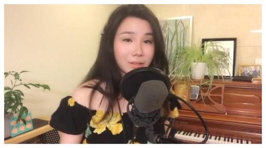 ��ԡ����˭���������ɶ ���Ů����ԡ�Ρ����ǡ�ͼ��ĳ�����