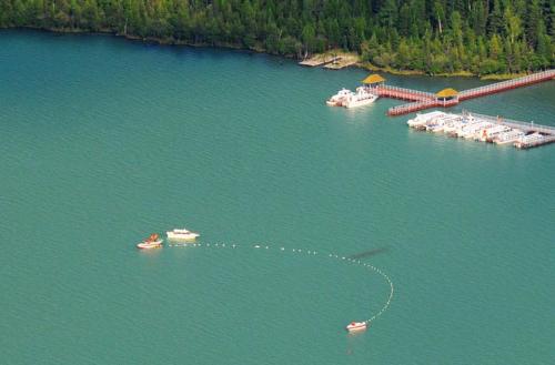 ����˹��ˮ�������׾�Ȼ���� 15�׾��ͺ���ʷǰ����������