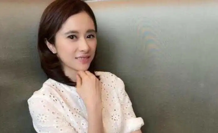 何美钿为什么一直没嫁人