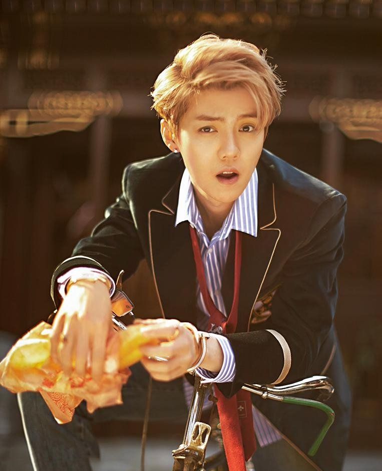 鹿晗在哪里跨年现状如何 鹿晗为什么不跨年却要做吃播原因