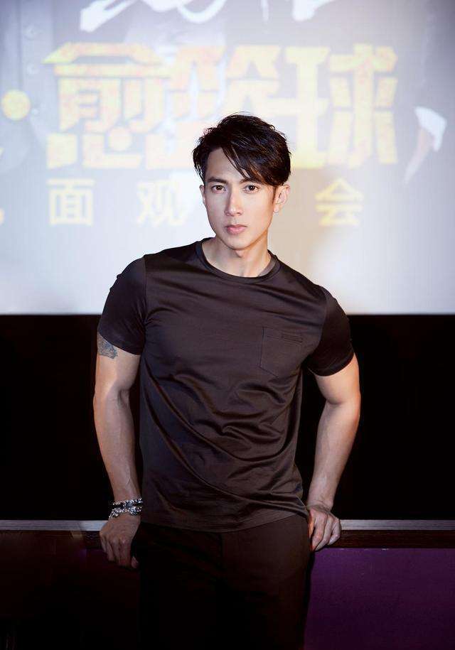 ������������Ө���ݴ��ع���� �������ų�ʲô����Ƭ��Ƥ