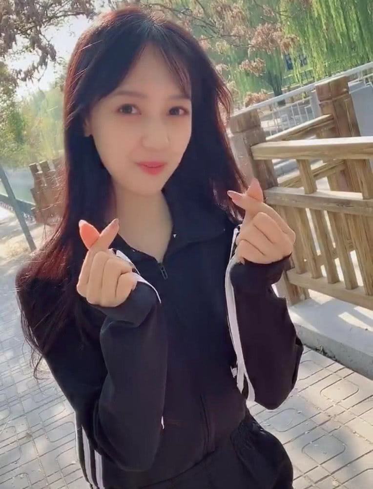 ���ෲ���Ů����ţ�����μ�ѡ����� ��ţ������Ʒ��δ����