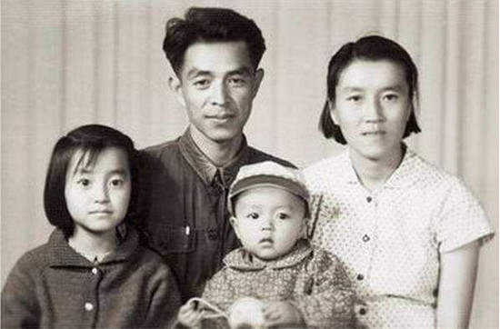 ��ʱ��Ů����ӳ���к�������ǰ����� ��ʱ��Ů�����������ع�