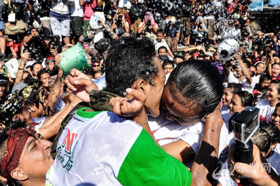 ���嵺���ǽڼ��¼��� ʪ�ǲ��ܾܾ����۾�ͼΪɶ����Ҫ��ˮ