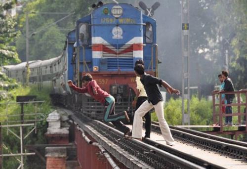 �ֲ��������������ɱ���⾪�Ķ��� ��Щ��ϸ˼���ֵı�̬��