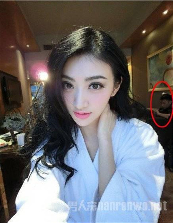 ����Ŀ�ɽ��˭����������� Ϊʲôû�˸Ҷ����𵽵���ʲô��ͷ