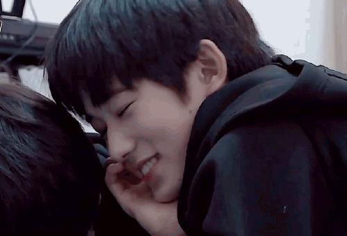 ������������Ů��ʲô�� ������Ů�������Ǹ�ʫ������ҥ��