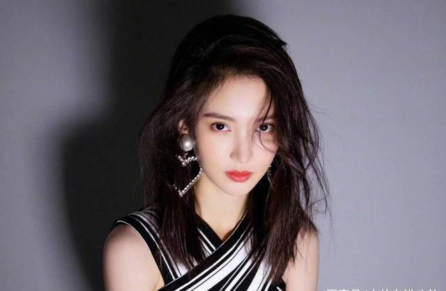 �������������̵㱻�������ո�� ��Ȧ����Ʒ˽���������