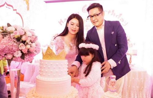 李湘前夫李厚霖为什么离婚有孩子吗 李厚霖打李湘现场视频家暴图