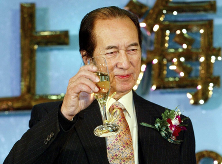 何鸿燊怎么读音为什么叫赌王 何鸿燊为什么命这么好能娶四个太太