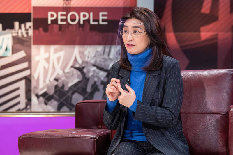 夏克力的朋友起诉黄家倩五项重罪 并透露他被迫签署自愿分居 并