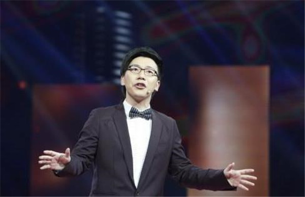 ��������������������Ƭ���ѿ� ��������ǰ��Ϊʲô����к�����