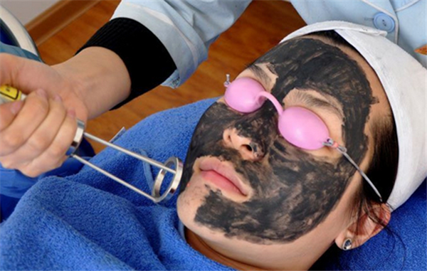 黑脸娃娃效果怎么样多久做一次好 黑脸娃娃三年后真的有副作用吗