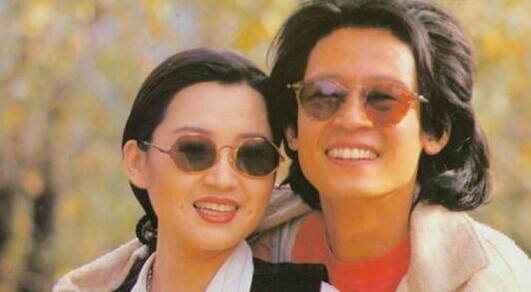 ��־�ĵ�����Ů�Ѽ������Ŷ���˭ 51����־�����ڵ�������˭��Ƭ