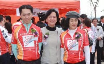 �������к�����һ�������Ƭ ����������������ô����ô����ͼƬ