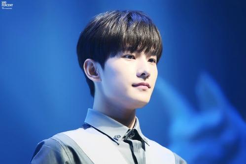 杨洋现在已经不是四大流量了吗怎么消失了 杨洋发布会为什么哭了