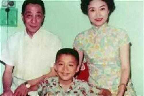 庾澄庆家族背景大公开家世有多显赫 哈林父亲为什么搬到台湾去