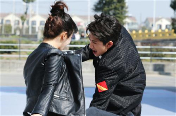 ��һɽ���ϲ��������ʲô��ϵ Ϊʲô�����ں���һɽ��һ�����