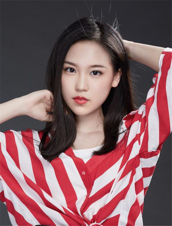 �������ݸ������϶���������� С���������ݵĸ�ĸ��˭�����Ժ�